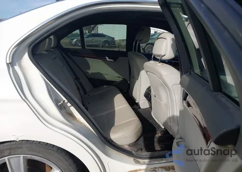 2010 Mercedes-Benz C 300 Sport 4Matic from USA, damaged, VIN WDDGF8BB7AF520372